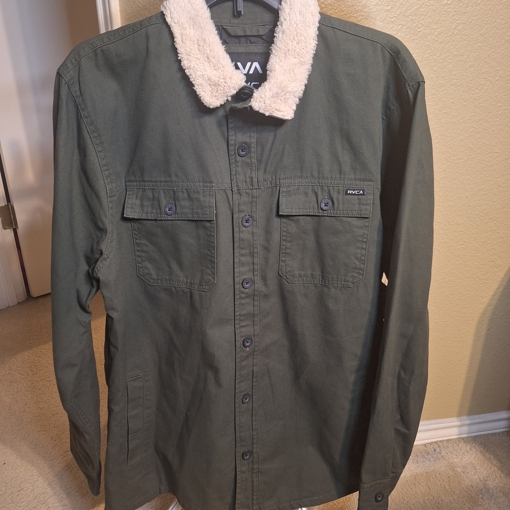 RVCA Army Green Men's Jacket with Sherpa Collar. Size M NWT - Picture 2 of 8